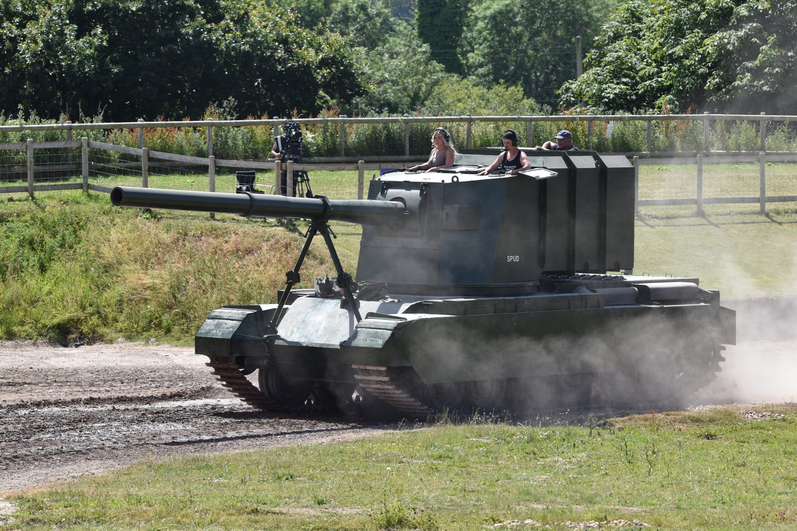 FV4005 tank destroyer (experimental)